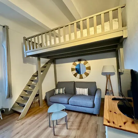 Cozy Center Apartment *